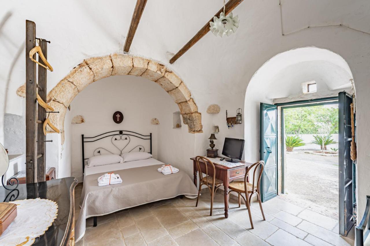 Villa Trullo Saraceno By Rentbeat à Ostuni Extérieur photo